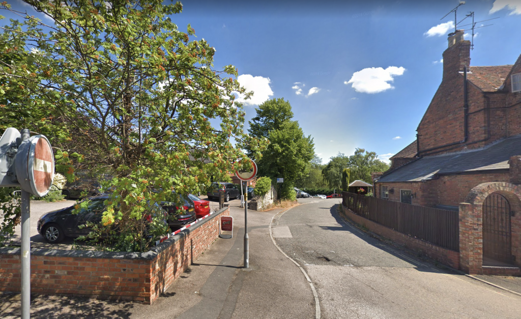 Tickford Parking